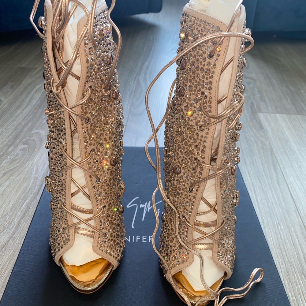 Giuseppe Zanotti Gold Embellished Stiletto Sandals - Picture 3 of 3